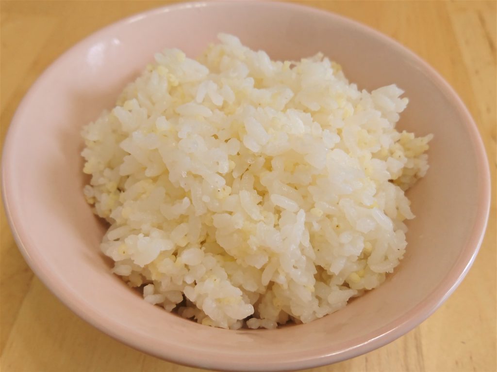 粟(アワ)はどう食べる?主食、おかず、和菓子にも使える万能穀物 - Yuki's Small Kitchen