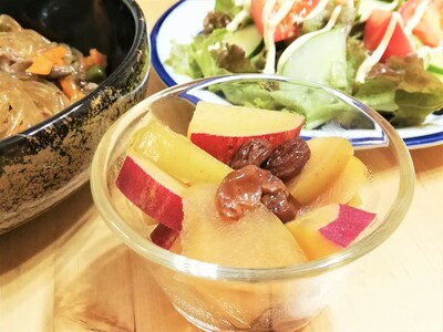 塩と梅だけで作られた梅酢 白うめ酢 の活用法 サラダやさっぱりドリンクにも Yuki S Small Kitchen