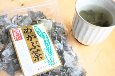 めかぶ茶とは 昆布茶のように出汁たっぷりのお茶 戻しためかぶは食べ応え抜群 Yuki S Small Kitchen
